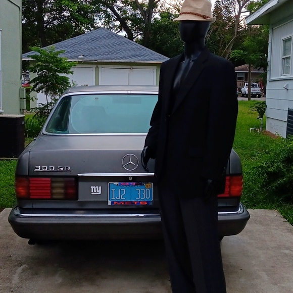 Stanley Blacker Men's (2) Button  Luxury Blazer with Metallic Style Buttons - Picture 13 of 16